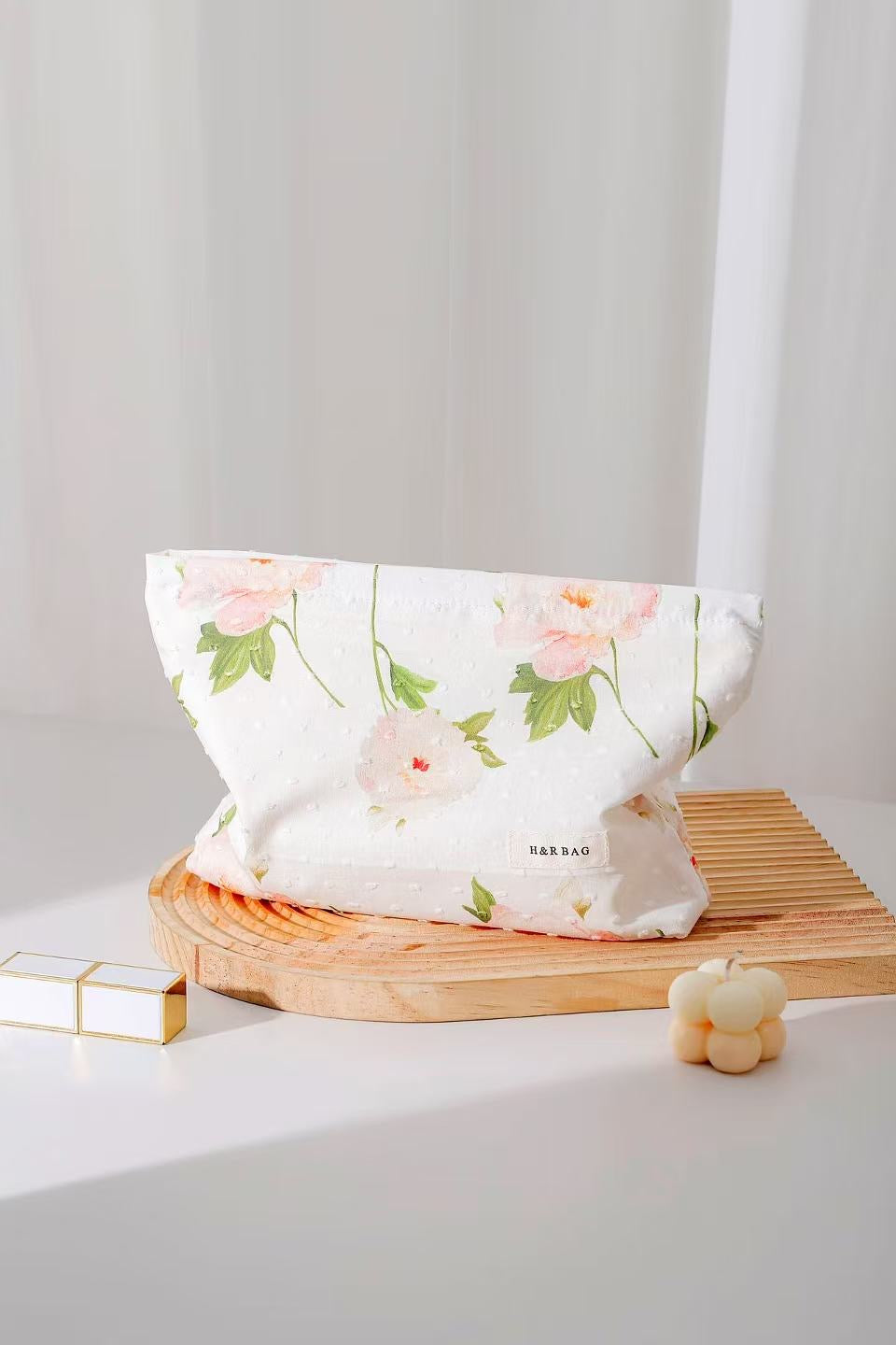 INS Floral Bowknot Cosmetic Bag Travel Clutch & Menstrual Storage Pouch for Women