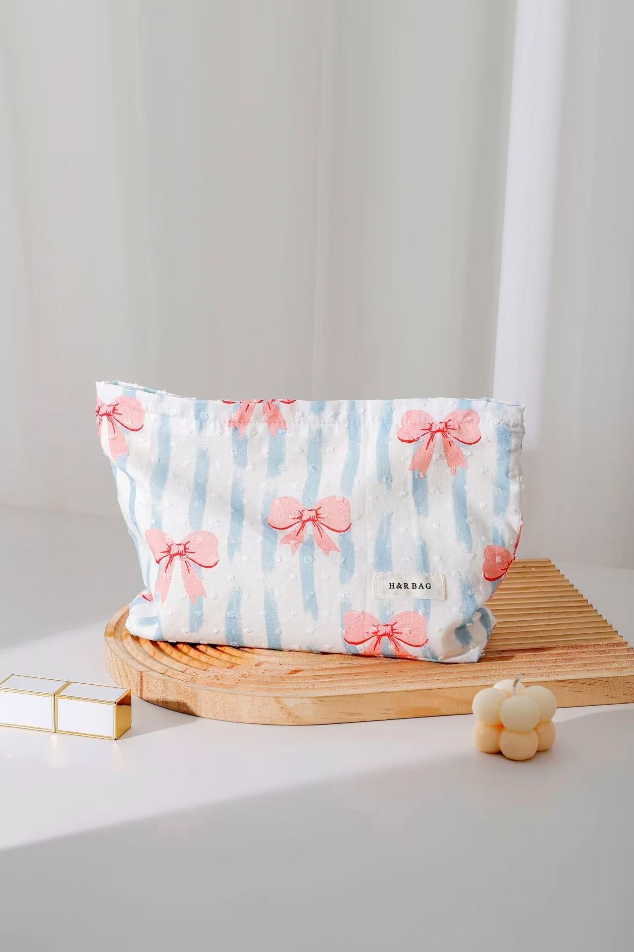 INS Floral Bowknot Cosmetic Bag Travel Clutch & Menstrual Storage Pouch for Women