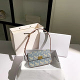 Retro Style Women's Shoulder Bag Large Capacity Polyester Tote Zip Closure, Fashionable & Durable