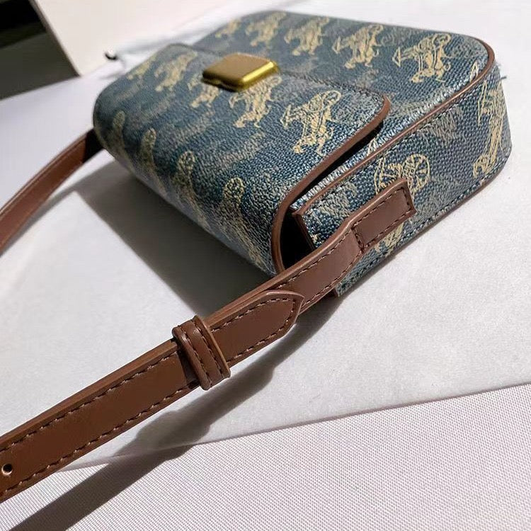 Retro Style Women's Shoulder Bag Large Capacity Polyester Tote Zip Closure, Fashionable & Durable