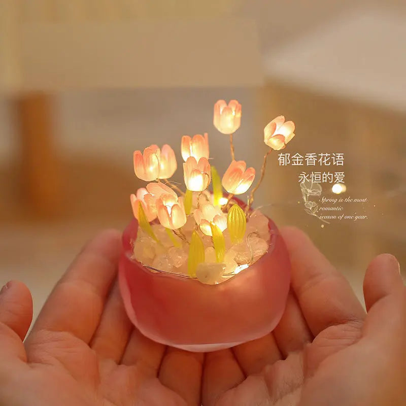 Tulip Flower LED Night Light Soft Warm Glow Mini Table Lamp Aesthetic Bedside Decor & Gift
