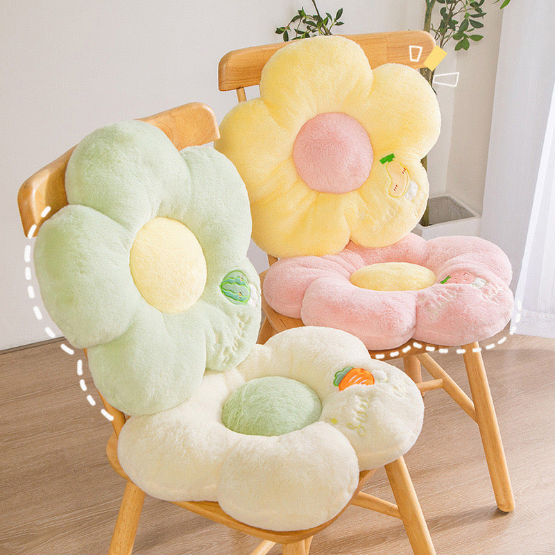 Adorable Daisy Plush Pillow Large Flower Seat Pad & Stuffed Toy Cushion for Girls