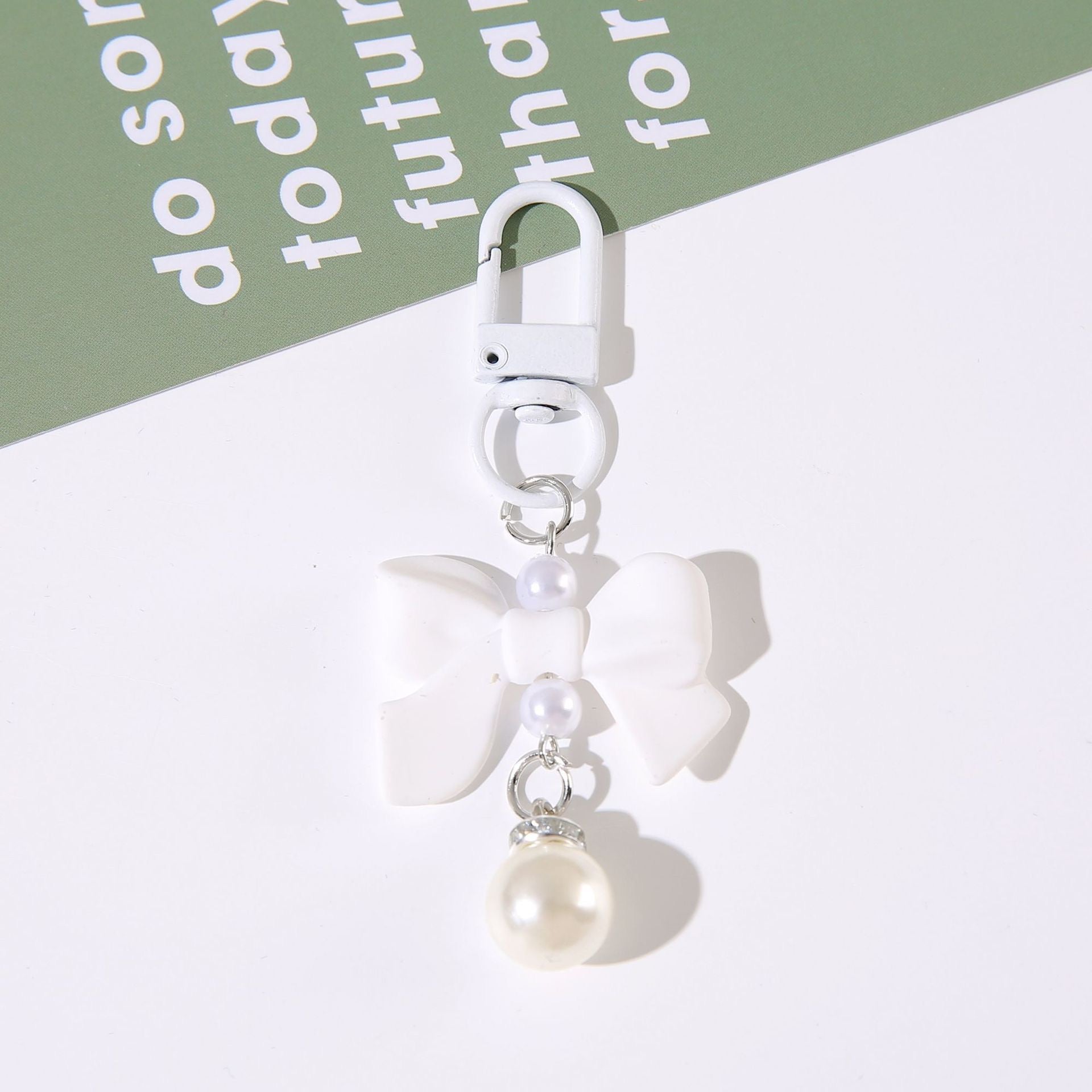 Butterfly Knot Resin Pendant CharmPhone Headset & Bag Accessory Keychain for Girls & Students