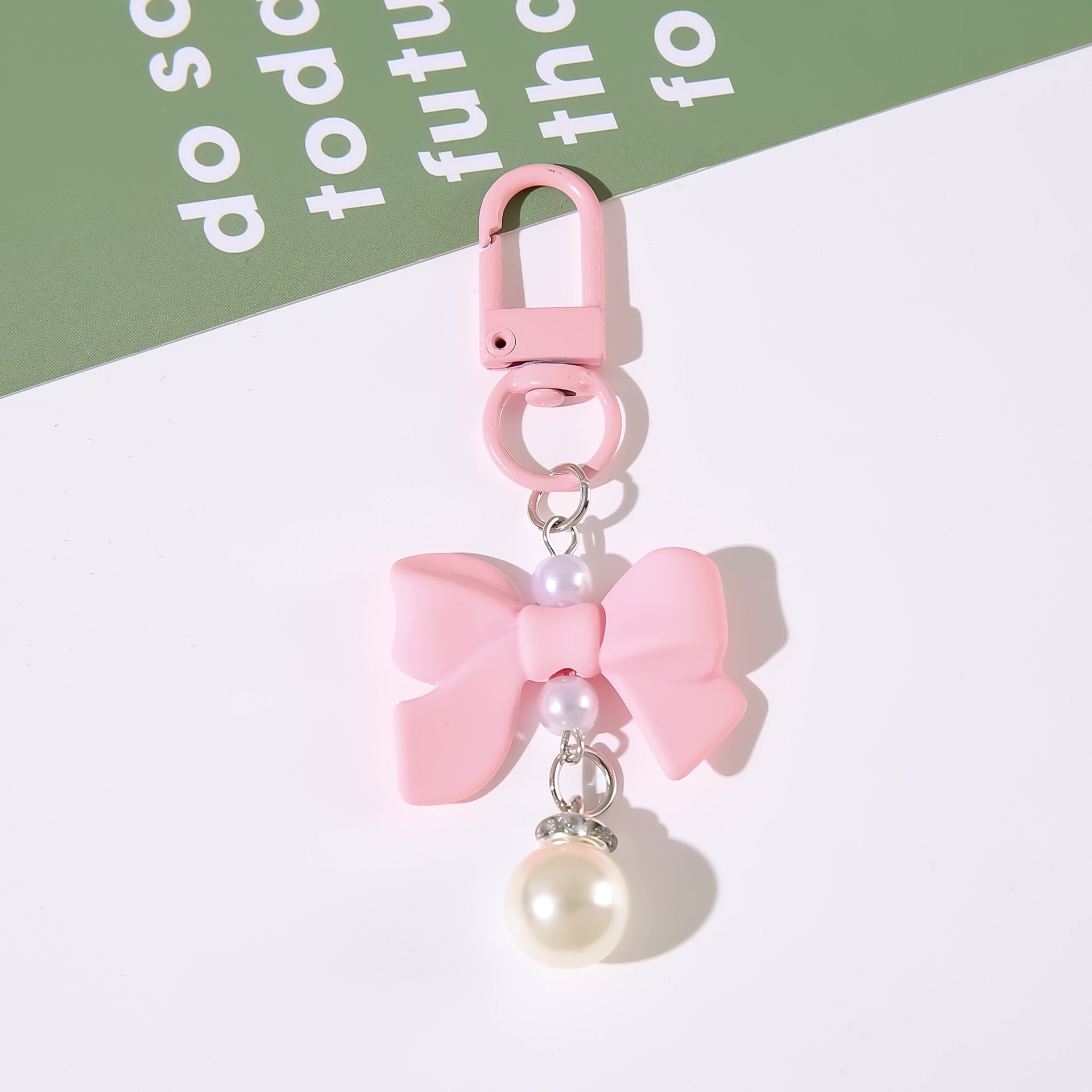Butterfly Knot Resin Pendant CharmPhone Headset & Bag Accessory Keychain for Girls & Students