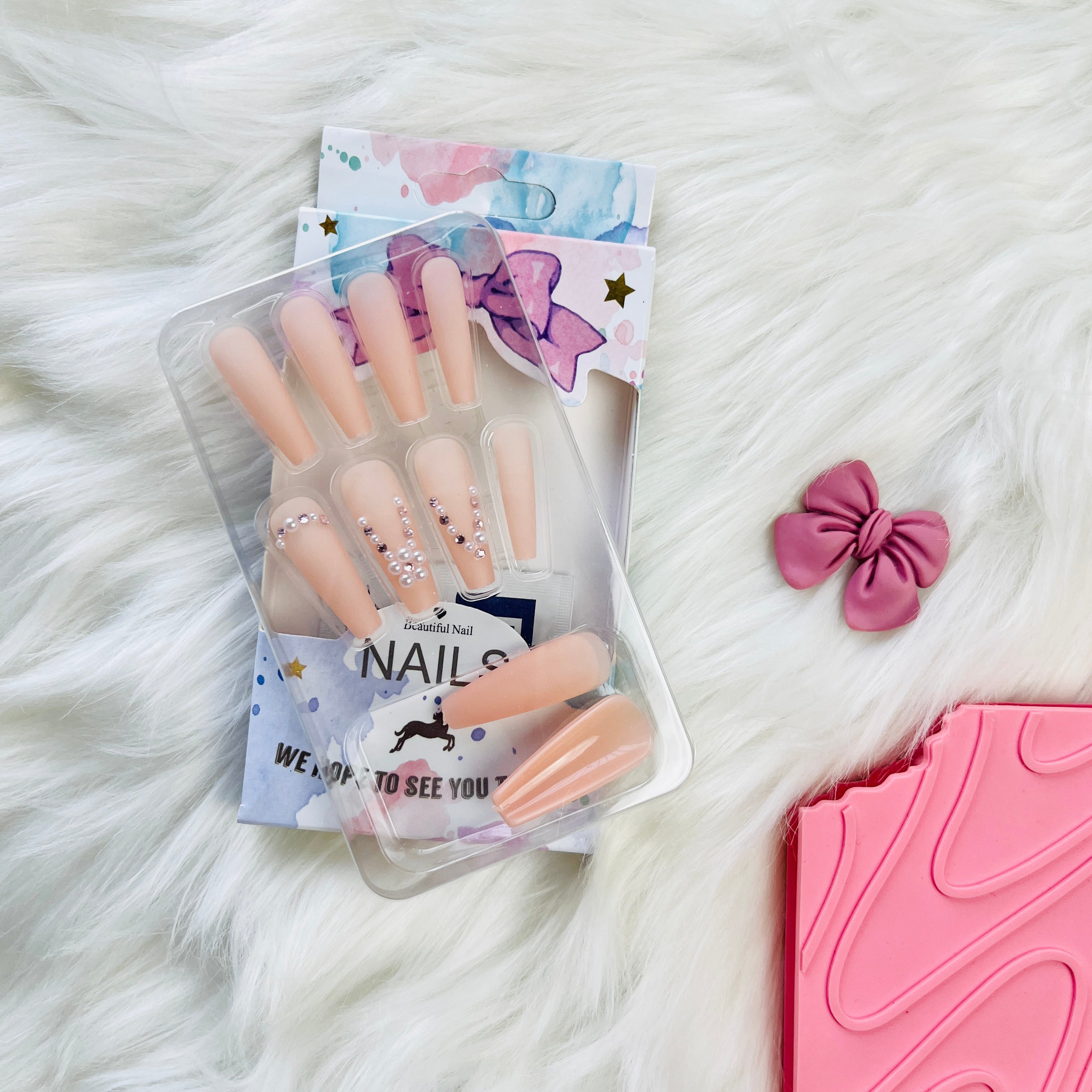 Rhinestone Accent Design Press On Nails Matte Coffin Shape