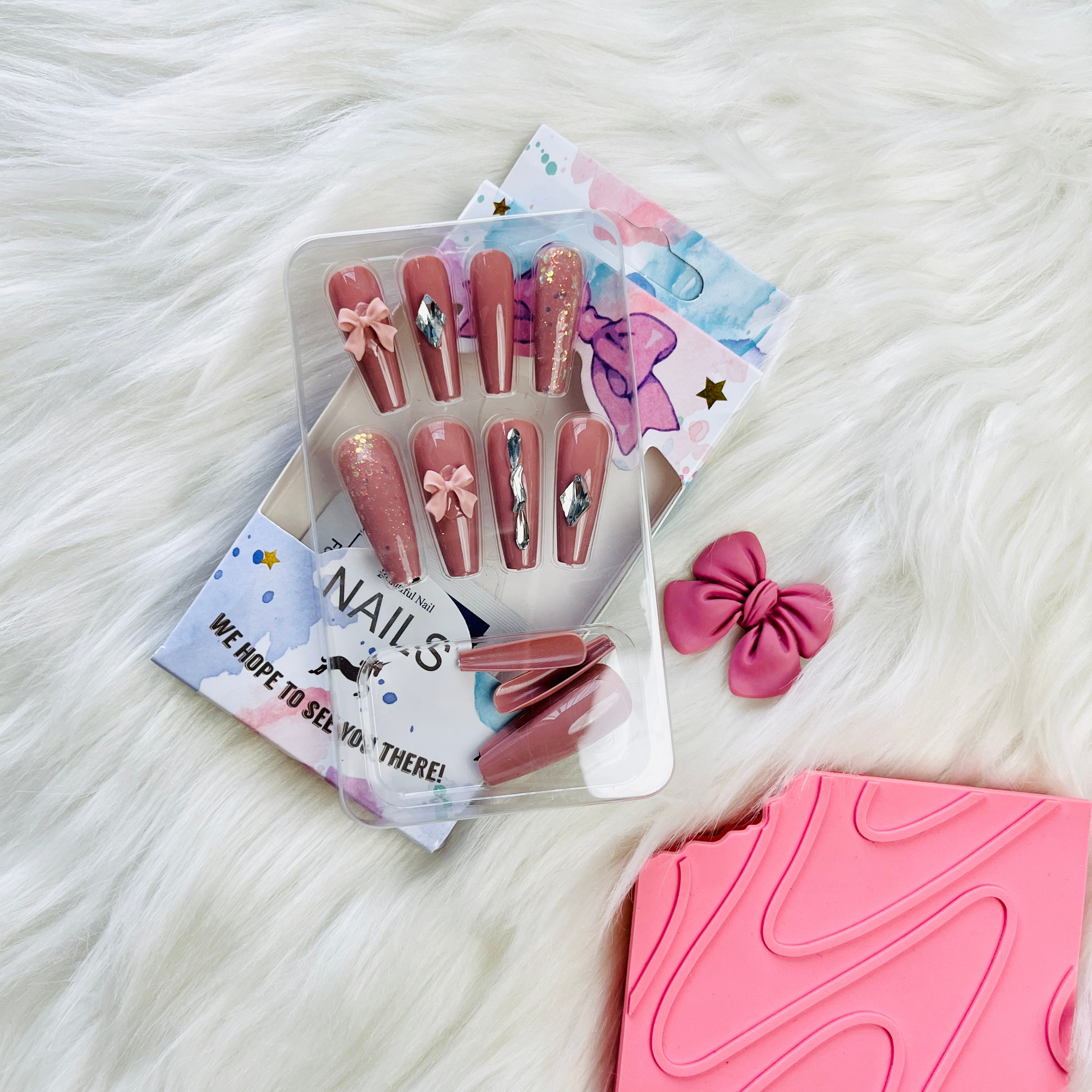 Rhinestone Accent Design Press On Nails Matte Coffin Shape