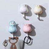 Lucky Cat Strong Sticky Hook Key Holder Wall coat Rack Sundries Organizer Accessories keychain Umbrella Storage Rack Home Decor