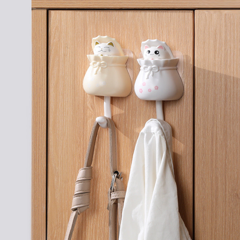 Lucky Cat Strong Sticky Hook Key Holder Wall coat Rack Sundries Organizer Accessories keychain Umbrella Storage Rack Home Decor