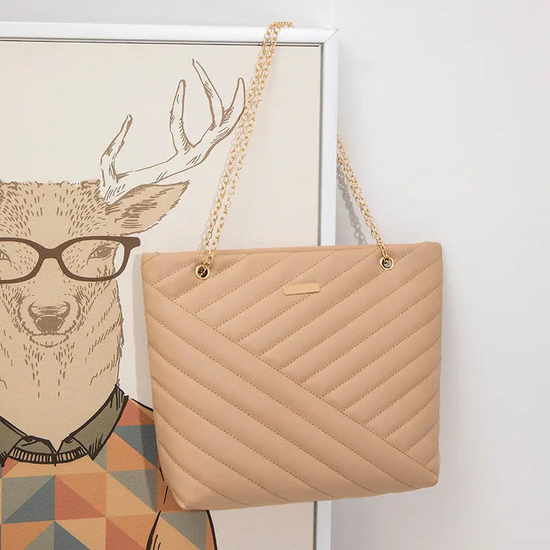 Quilted Chain Shoulder Tote Bag Elegant Women’s Fashion Handbag Lightweight Everyday Tote Purse SparkelsSparkels