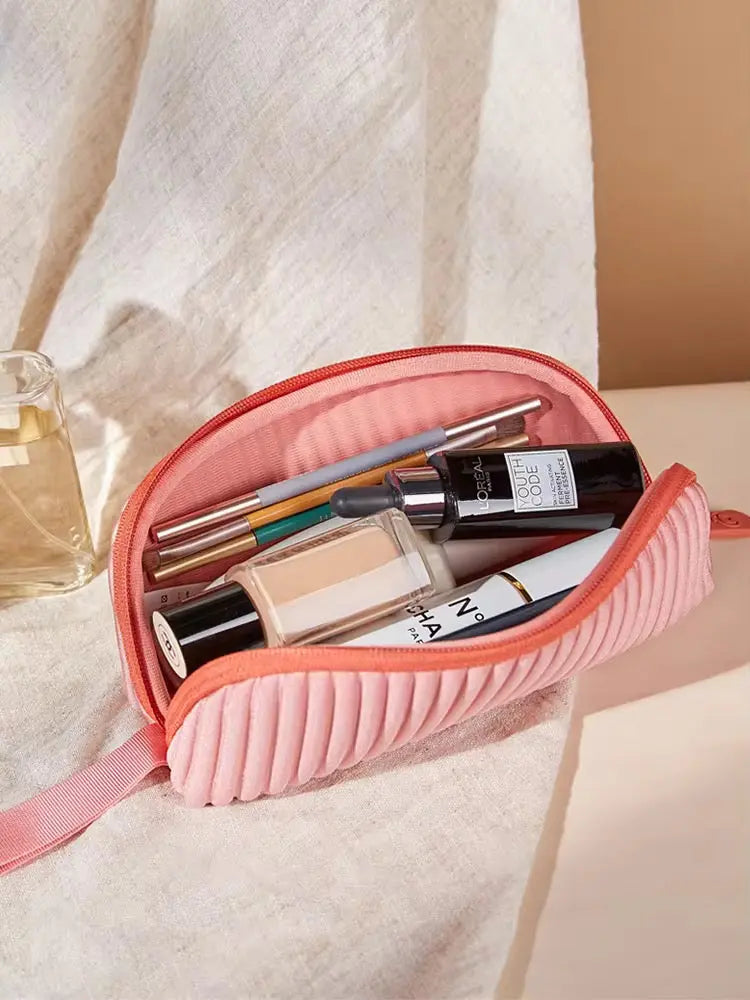 Pleated Wristlet Clutch Lightweight Women’s Makeup Bag Travel Cosmetic Pouch with Zipper Portable Handbag Organize SparkelsSparkels