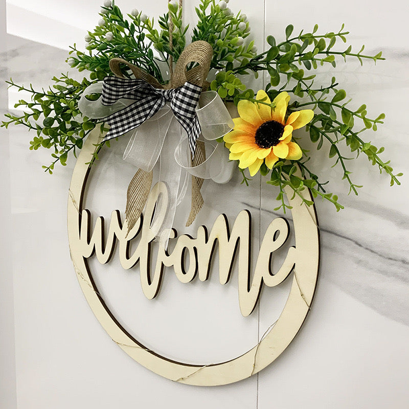 Welcome Round With Leaf & Led Fairy Light Hanging Plaque Sign