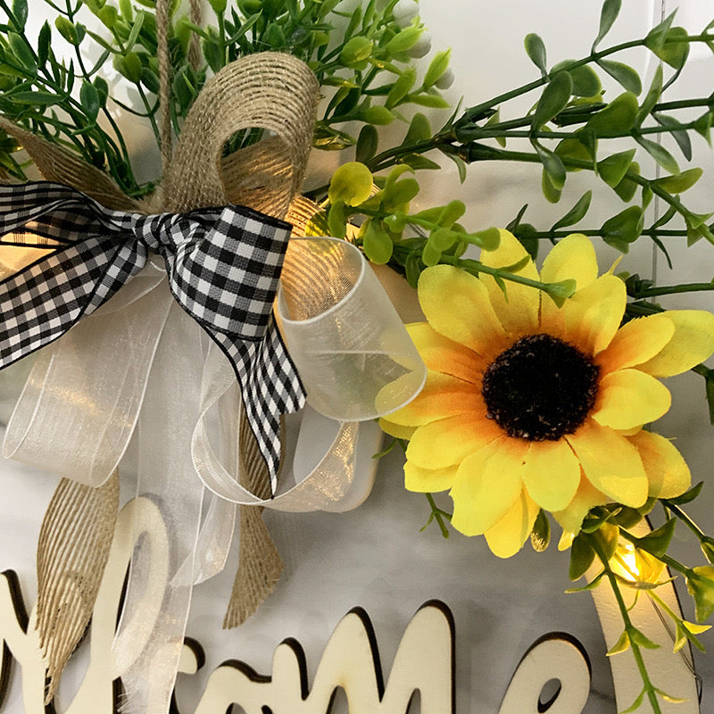 Welcome Round With Leaf & Led Fairy Light Hanging Plaque Sign