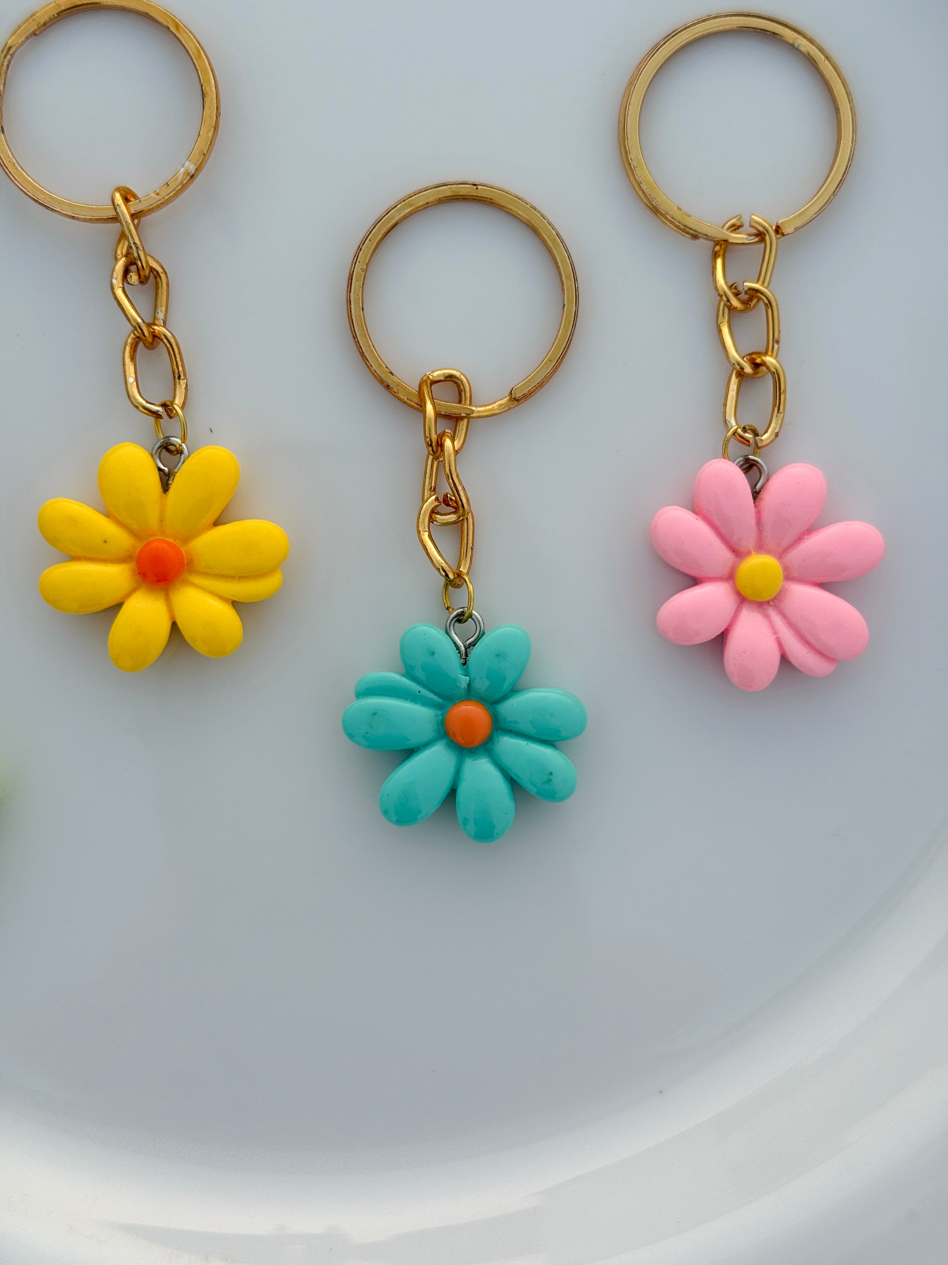 Pastel Daisy Keychain Collection Cute and Colorful Floral Charms