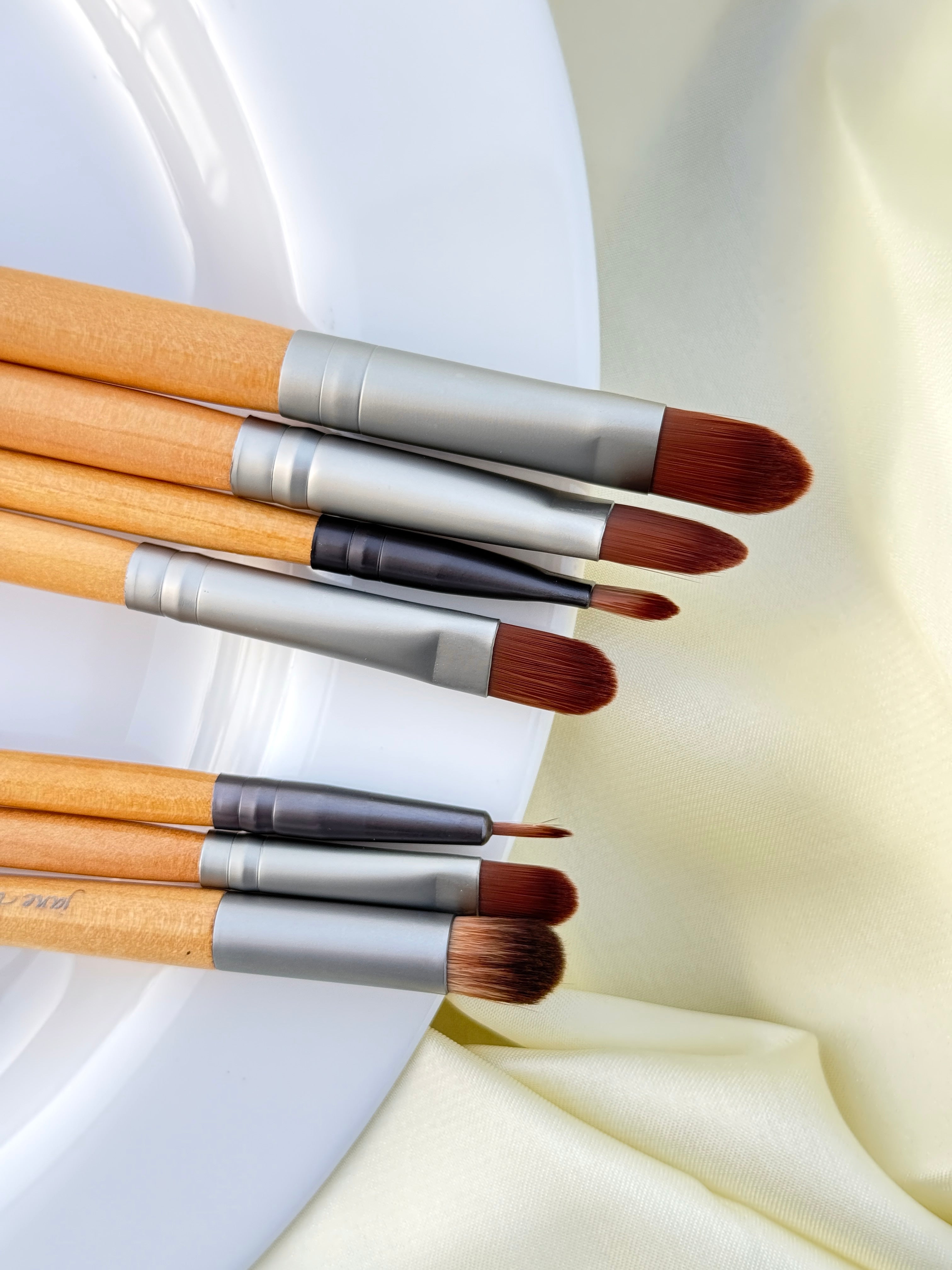 Professional Eye Brush Set 6 Precision Tools for Effortless Blending