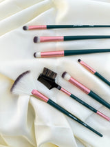 Elegant Green Makeup Brush Set 7 Piece Professional Beauty Tool