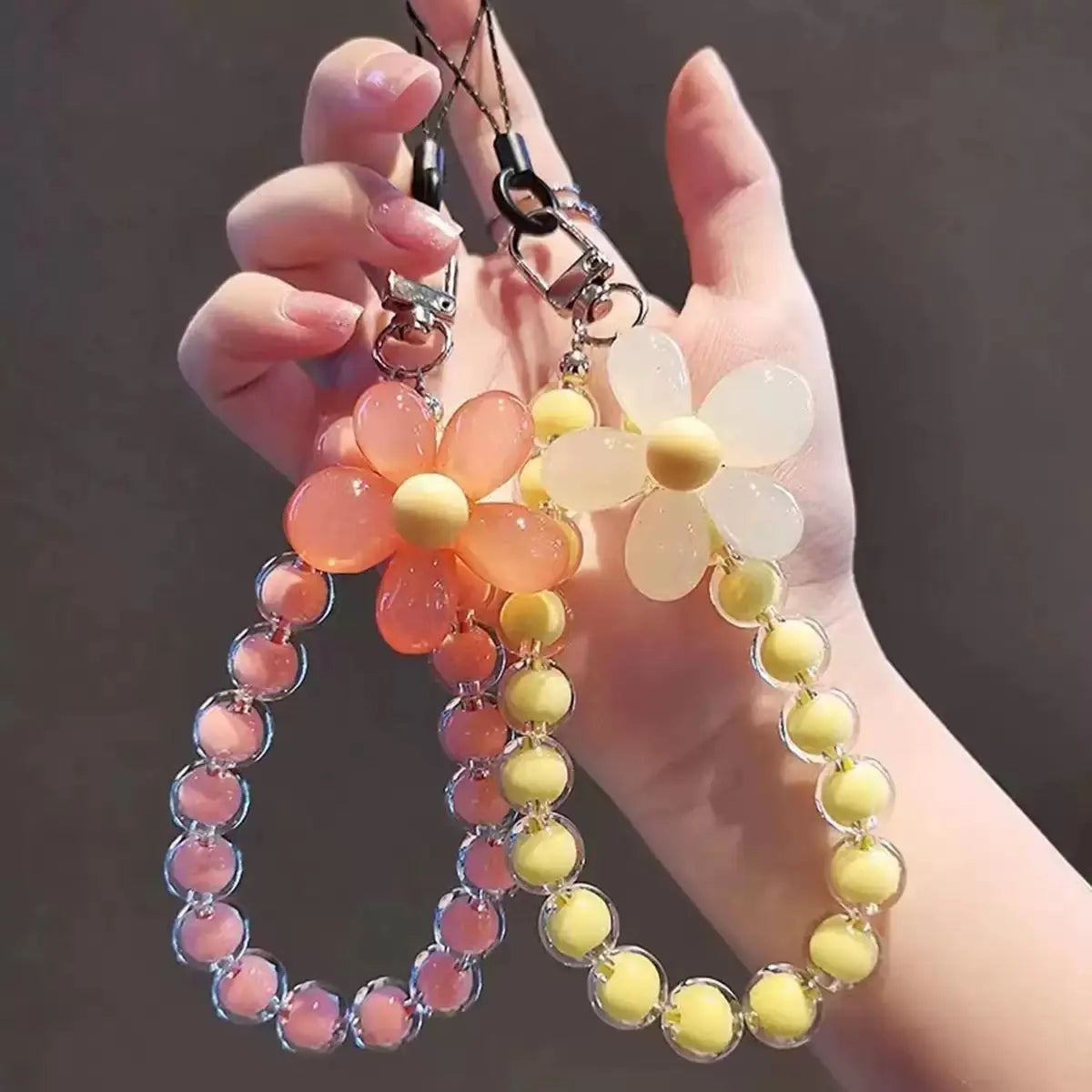 Cute Daisy Beaded Phone Charm Colorful Floral Wrist Strap Accessory