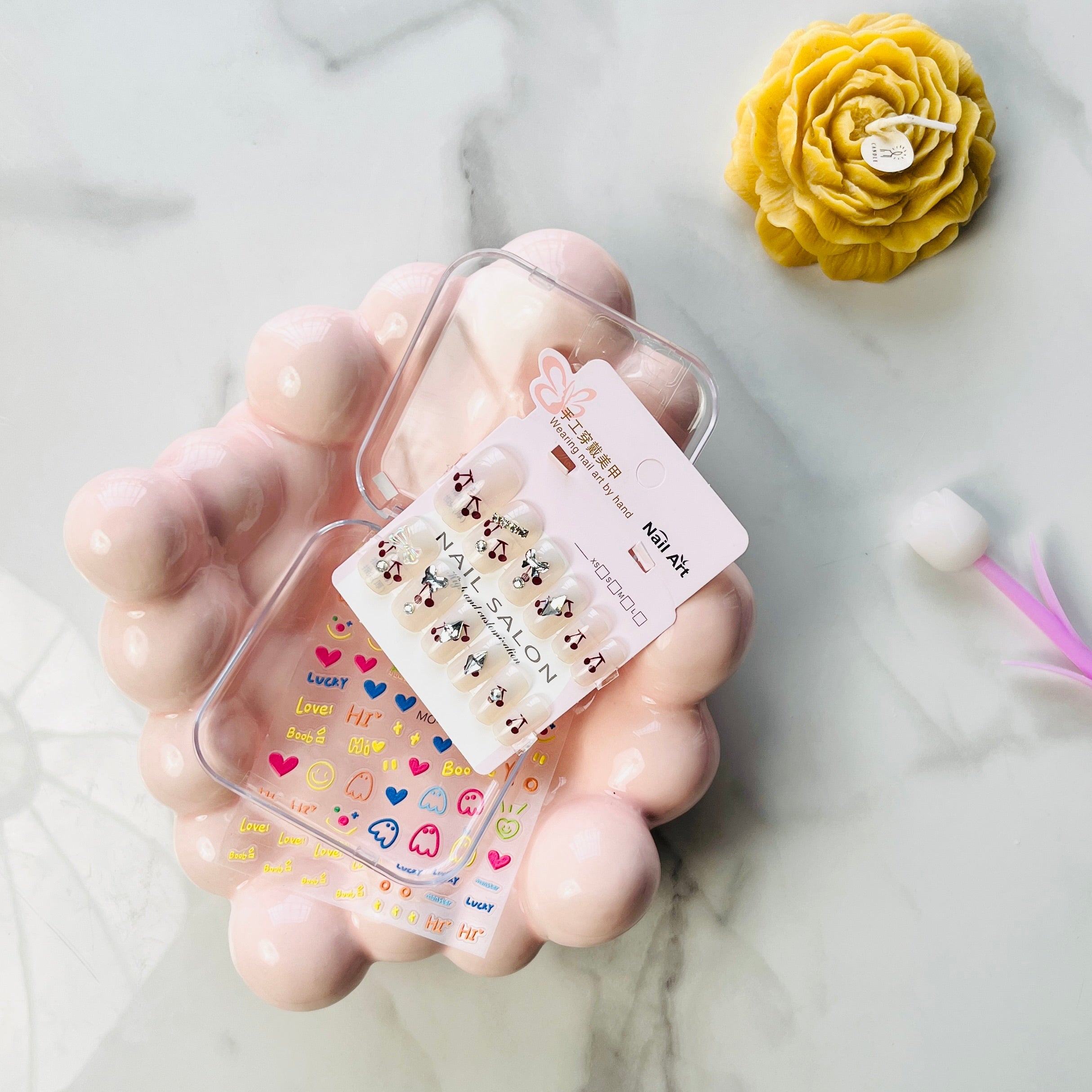 Handcrafted Press On Nail Art Set