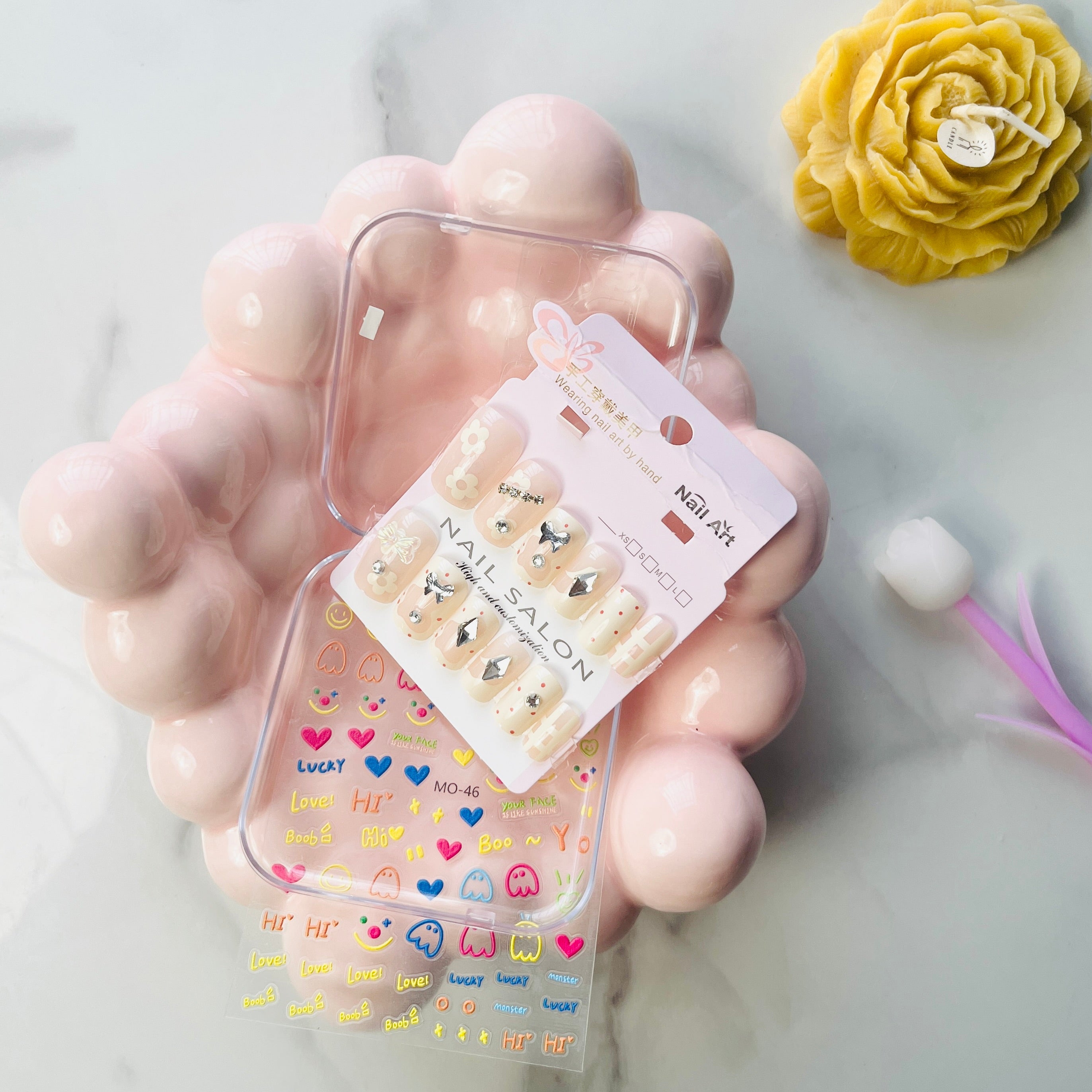 Handcrafted Press On Nail Art Set