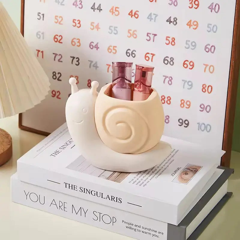 Cute Snail Pen Holder Organizer Pastel Desk Storage Container for Stationery & Accessories
