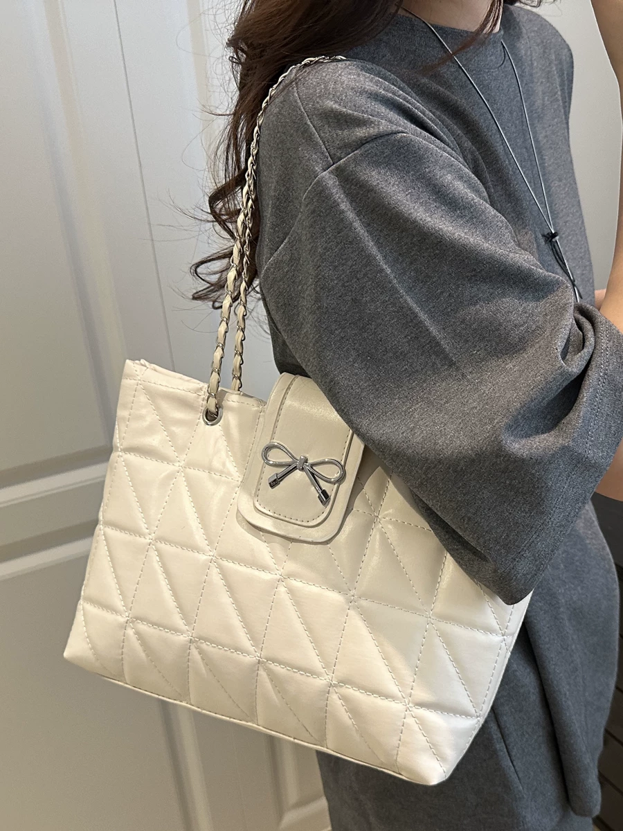 Quilted Bow Chain Shoulder Bag for Women Elegant PU Leather Tote & Crossbody Handbag SparkelsSparkels