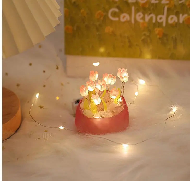 Tulip Flower LED Night Light Soft Warm Glow Mini Table Lamp Aesthetic Bedside Decor & Gift