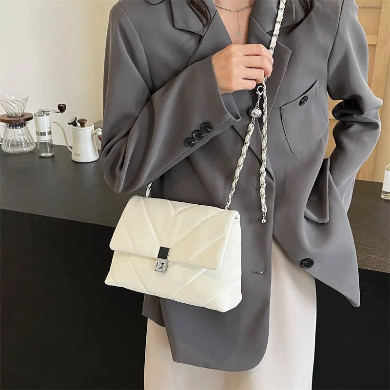 Luxury Quilted Chain Shoulder Bag for Women Elegant Lock Flap Crossbody & Evening Purse SparkelsSparkels