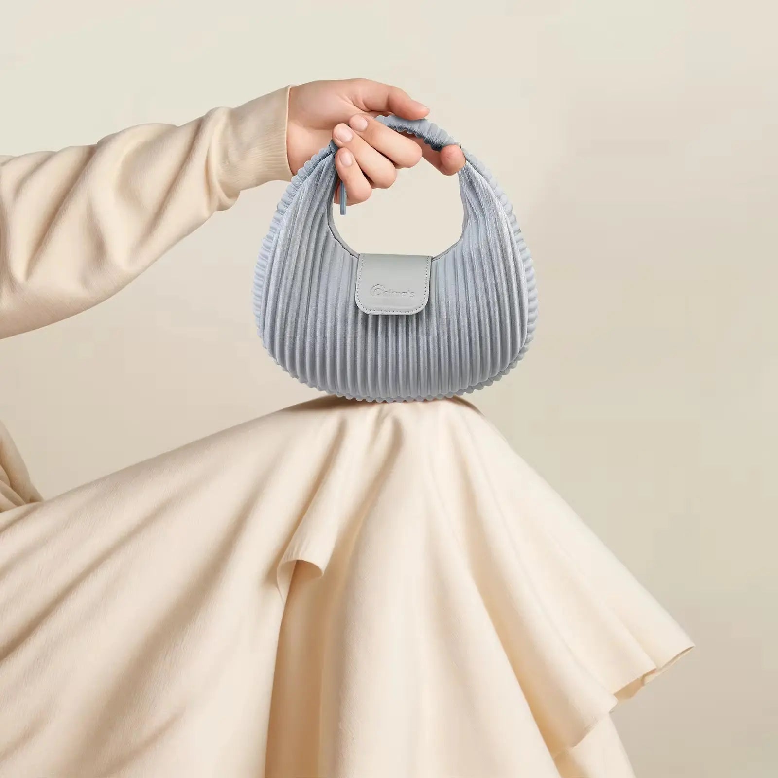 Vintage Pleated Shoulder Bag for Women Lightweight Mini Crossbody Handbag with Chain Strap SparkelsSparkels