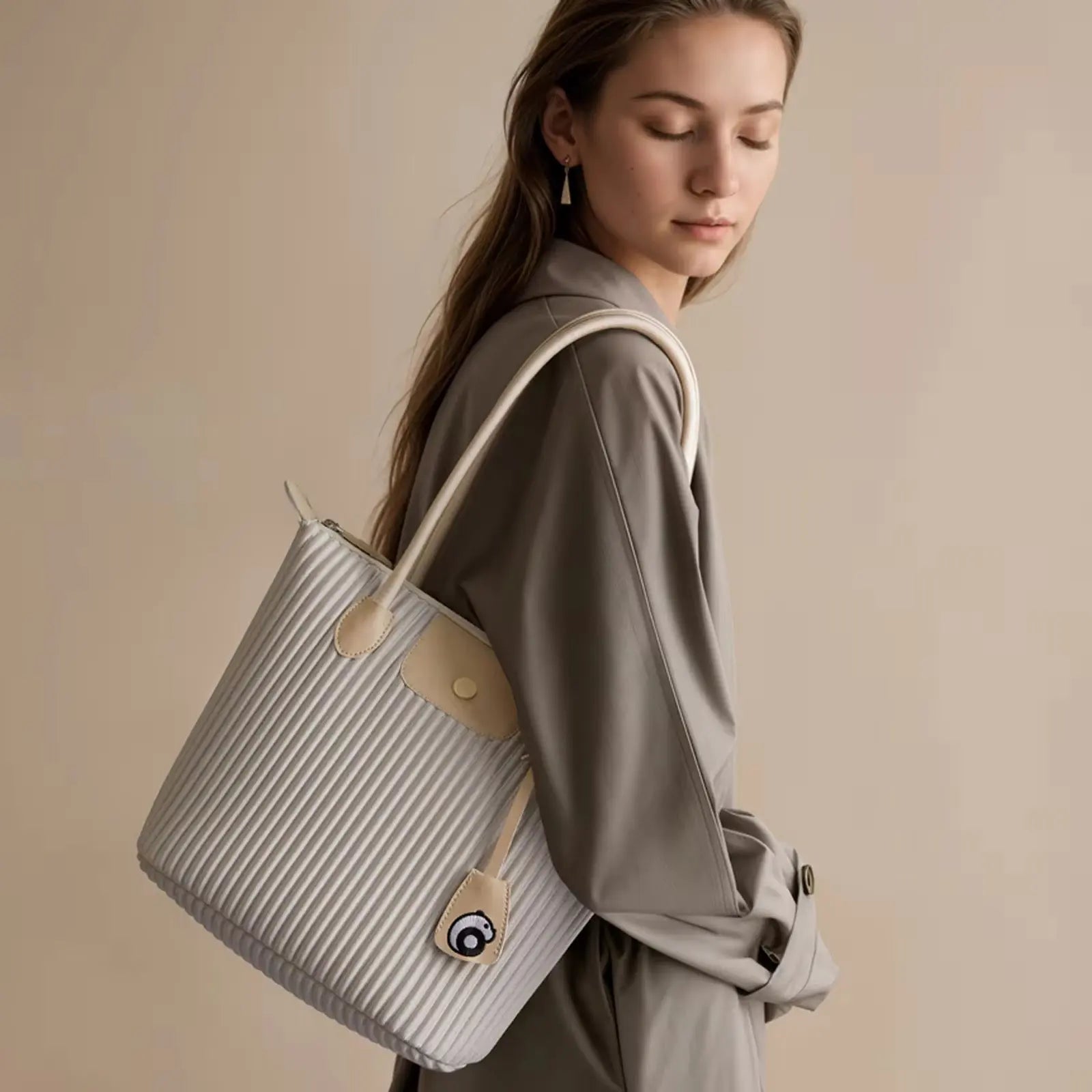 Women’s Lightweight Pleated Tote Bag Stylish Shoulder Handbag for Work, Travel & Everyday Use SparkelsSparkels