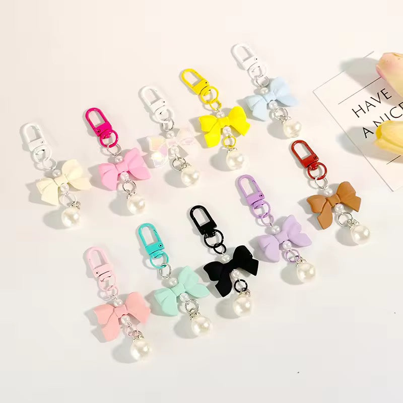 Butterfly Knot Resin Pendant CharmPhone Headset & Bag Accessory Keychain for Girls & Students