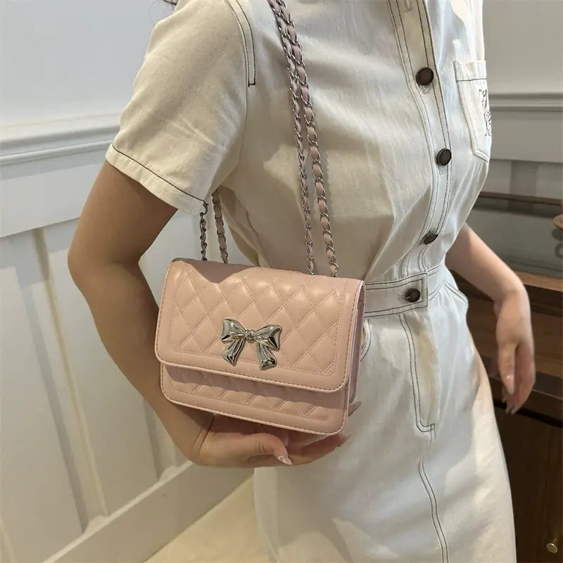 Elegant Quilted Bow Crossbody Bag for Women Chic Shoulder Handbag with Chain Strap SparkelsSparkels